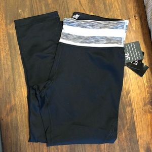 NWT activewear capris